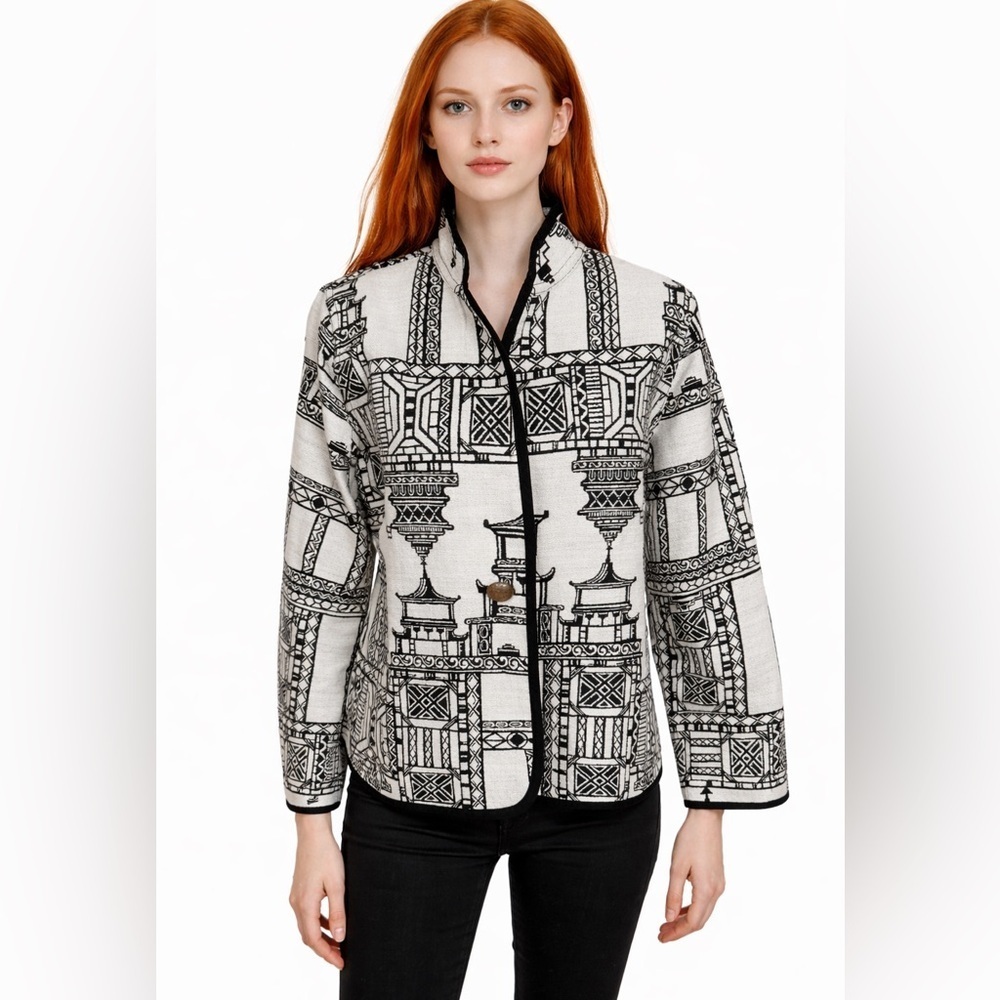 Trimdin Reversible Black/white Tapestry Jacket Size Large Chinese Pattern
